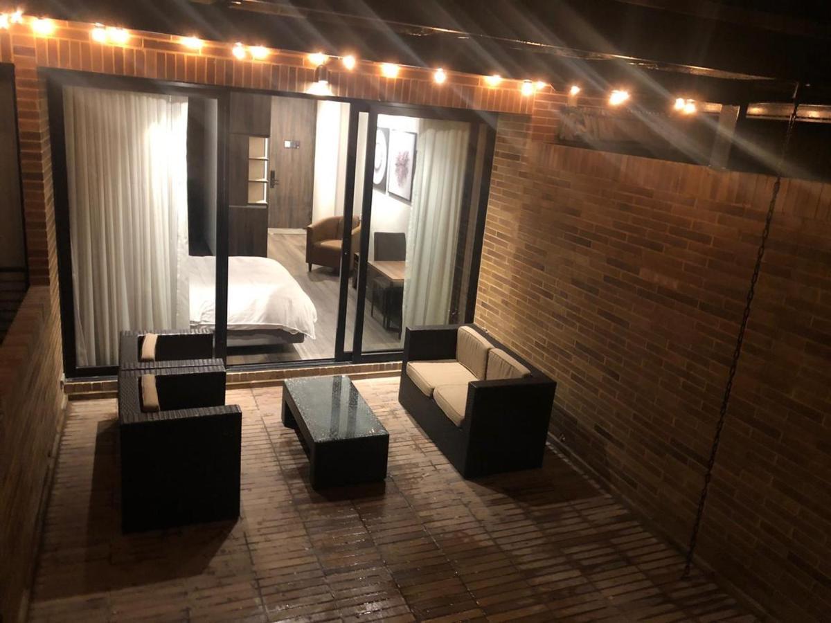 Luxury Apartment With Amenities In Chico โบโกตา ภายนอก รูปภาพ